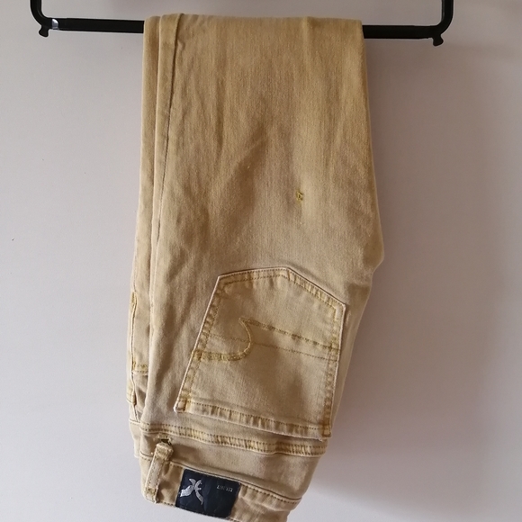 Gold Jeans - Picture 3 of 4